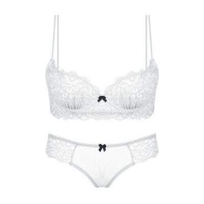 Modern női intim szett különböző színekben csipkével