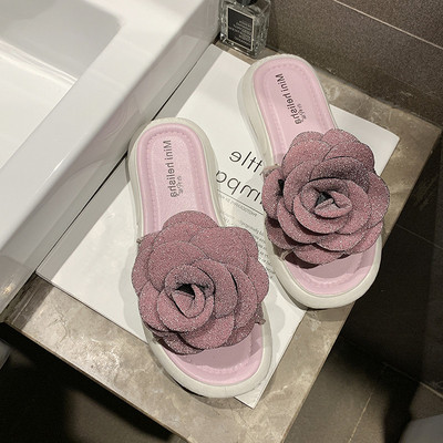 Casual γυναικείες παντόφλες με 3D στοιχείο σε δύο χρώματα