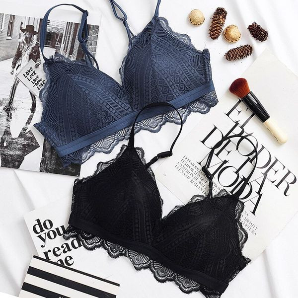 Lenjerie moderna cu dantela in mai multe culori