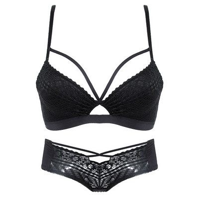 Modern fehérnemű két részből, három színben