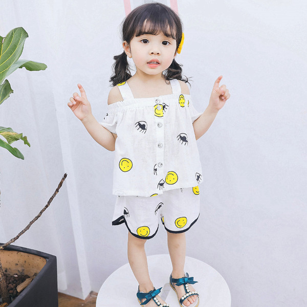 Modern gyerekkészlet fehér színben - lányoknak