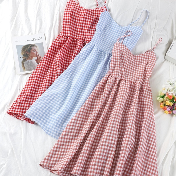 Női kockás ruha vékony pántokkal több színben