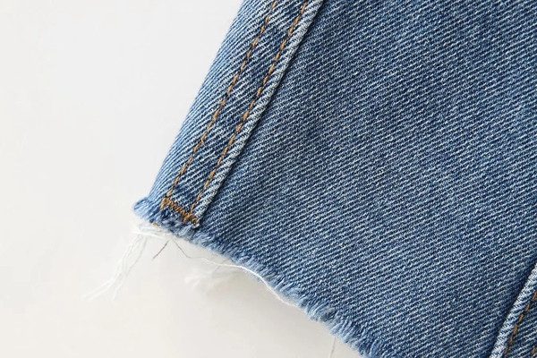 Női farmer ruha gombokkal és zsebekkel