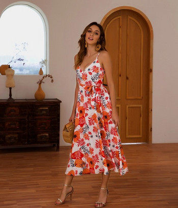 Modern női ruha szabású modell virágmotívumokkal, két színben