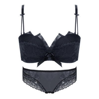 Lenjerie intimă de damă în două părți în roșu, negru și alb