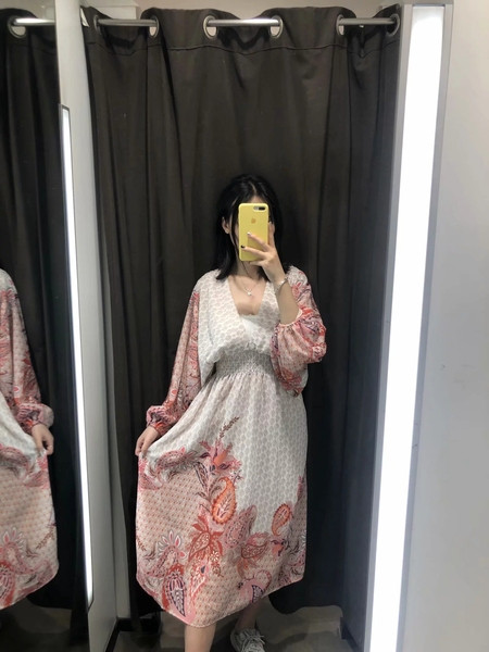 Női hosszú ujjú sifonruha V-nyakú, gumírozott derékkal