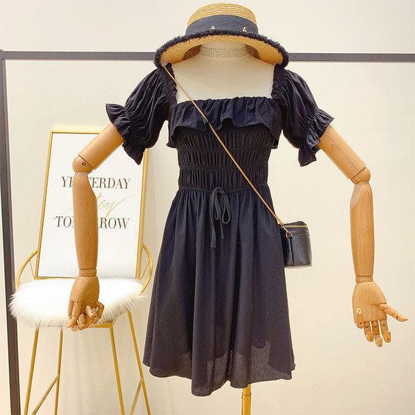 Női nyári ruha fehér és fekete színben