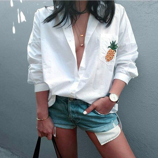 Cămașă elegantă de damă cu broderie în alb