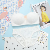 Fehérnemű rózsaszín, fehér és fekete szalaggal