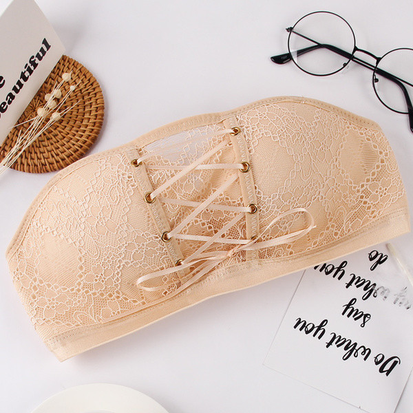 Női melltartó három színben, csipkével és nyakkendővel