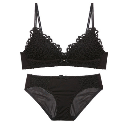 Fehérnemű több színben két részben