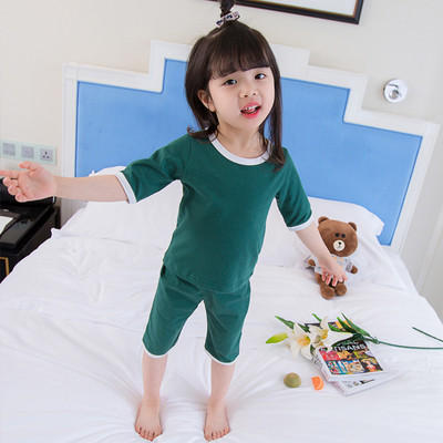 Pijamale pentru copii pentru fete - în trei culori în două părți