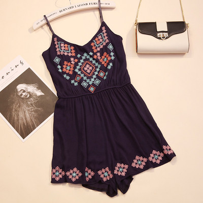 Γυναικεία ολόσωμη φόρμα casual με πολύχρωμα κεντήματα σε διάφορα χρώματα