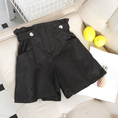 Modern női rövidnadrág zsebekkel, többféle színben