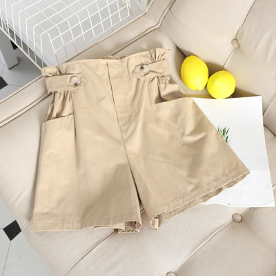 Modern női rövidnadrág zsebekkel, többféle színben