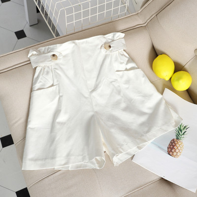 Modern női rövidnadrág zsebekkel, többféle színben