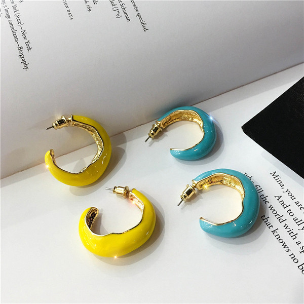 Cercei moderni de dama in galben si albastru