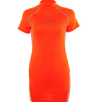 Rochie de damă cu mâneci scurte și inscripție în portocaliu și verde