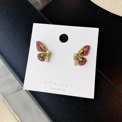 Stílusos női fülbevaló - két színben kövekkel