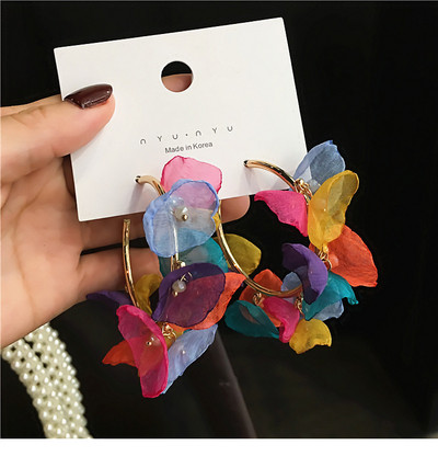 Kör alakú női színes fülbevaló