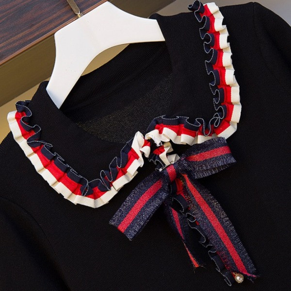 Rochie elegantă de damă cu mărimi până la 4XL în alb-negru