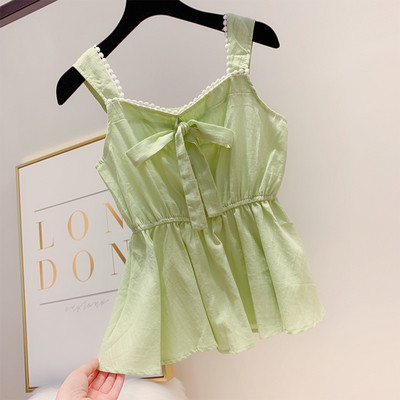 Modern női felső, gombokkal és elemes megkötővel