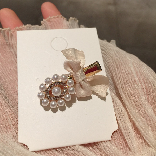 Agrafe de păr pentru femei în patru culori cu perle și panglică