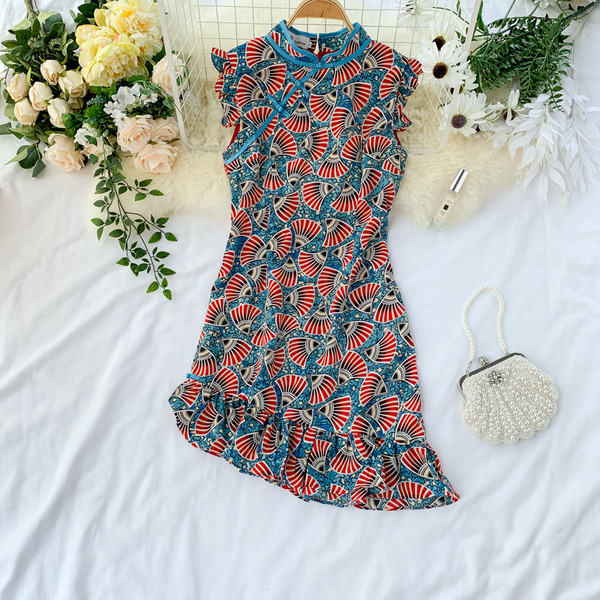 Rochie de dama moderna model asimetric cu maneci scurte