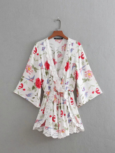 Γυναικεία ολόσωμη φόρμα με λαιμόκοψη V και λουλουδάτο σχέδιο