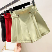 Pantaloni scurti de dama cu talie inalta in trei culori