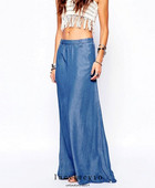 Fusta lungă de damă în albastru