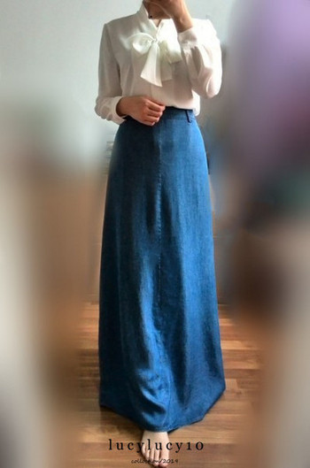 Fusta lungă de damă în albastru