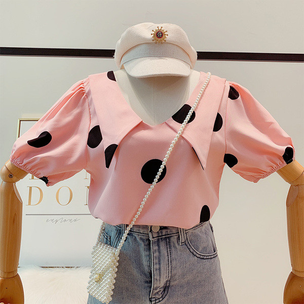 Bluză de damă elegantă cu puncte în alb și roz