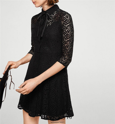 Rochie eleganta din dantela de culoare neagra