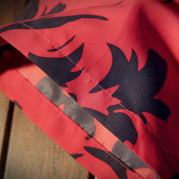 Pantaloni scurți pentru bărbați în două culori