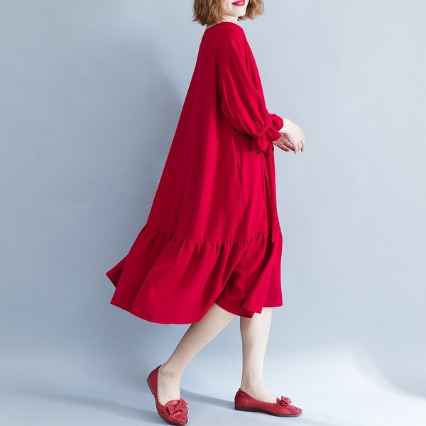 Alkalmi női ruha 3/4 ujjal, piros színben