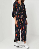 Γυναικεία ολόσωμη φόρμα με V - ντεκολτέ και εκτύπωση