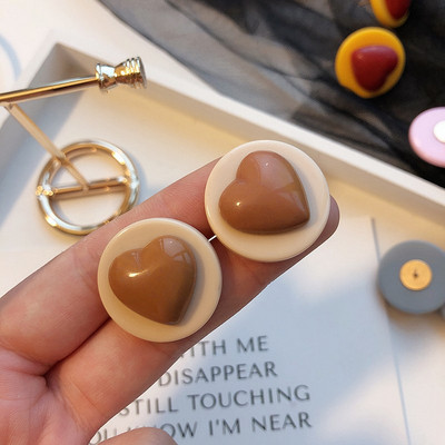 Cercei de dama cu forma rotunda in mai multe culori