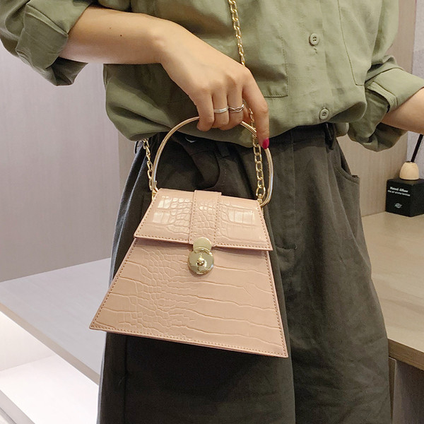 Modern női táska hosszú és rövid fém fogantyúval