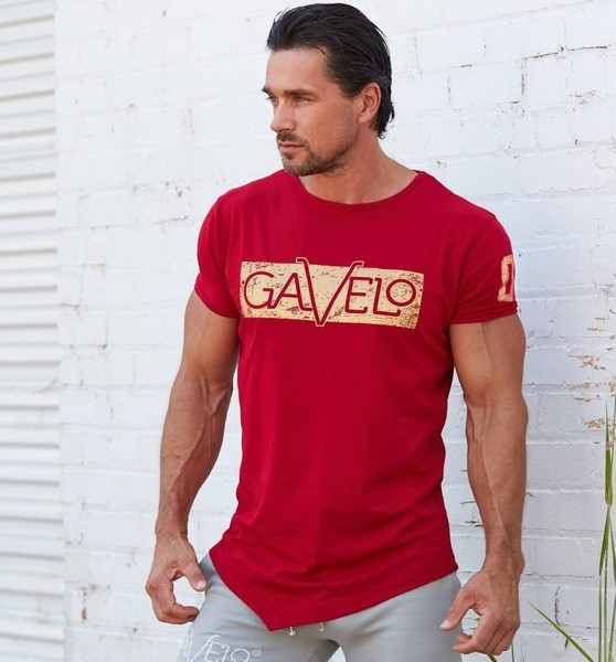 Modern férfi póló fekete és piros mintával