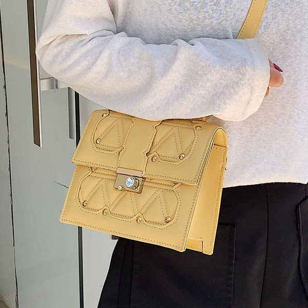 Geanta de dama eleganta din piele ecologica in patru culori