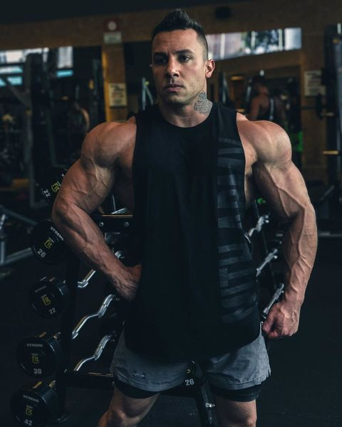 Maieu sport pentru bărbați cu inscripție în cinci culori