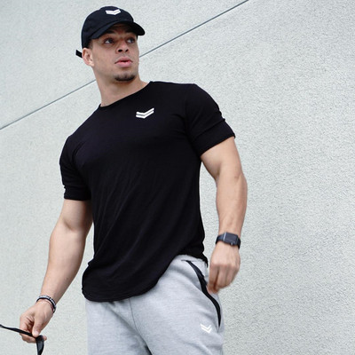 Férfi póló Karcsú modell fehér, szürke és fekete rátéttel