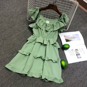 Stílusos női ruha szabású modell több színben