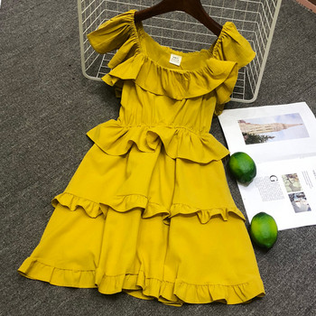 Stílusos női ruha szabású modell több színben