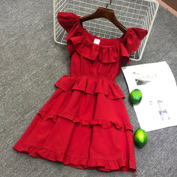 Stílusos női ruha szabású modell több színben