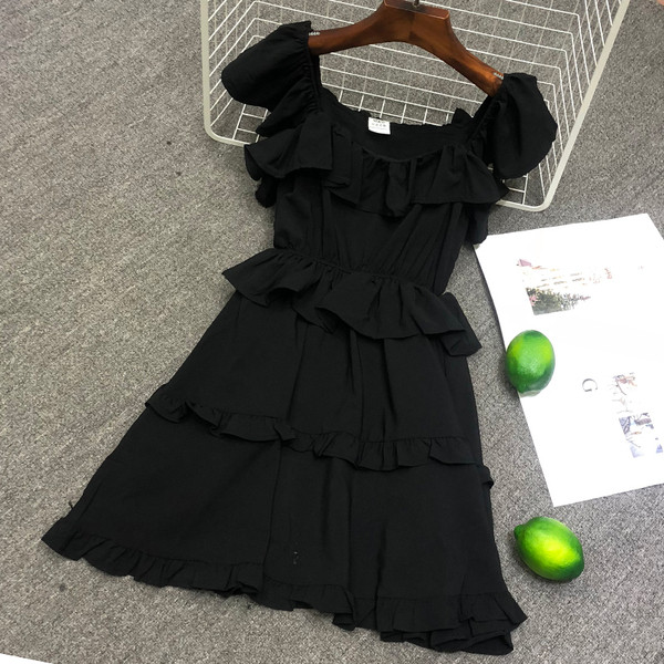 Stílusos női ruha szabású modell több színben