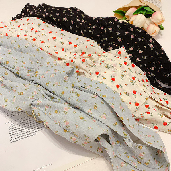 Maieu modern de damă cu model floral în trei culori