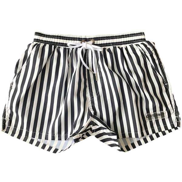 Costume de baie moderne pentru bărbați în trei culori