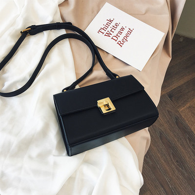 Geanta de dama eleganta cu decor metalic in mai multe culori